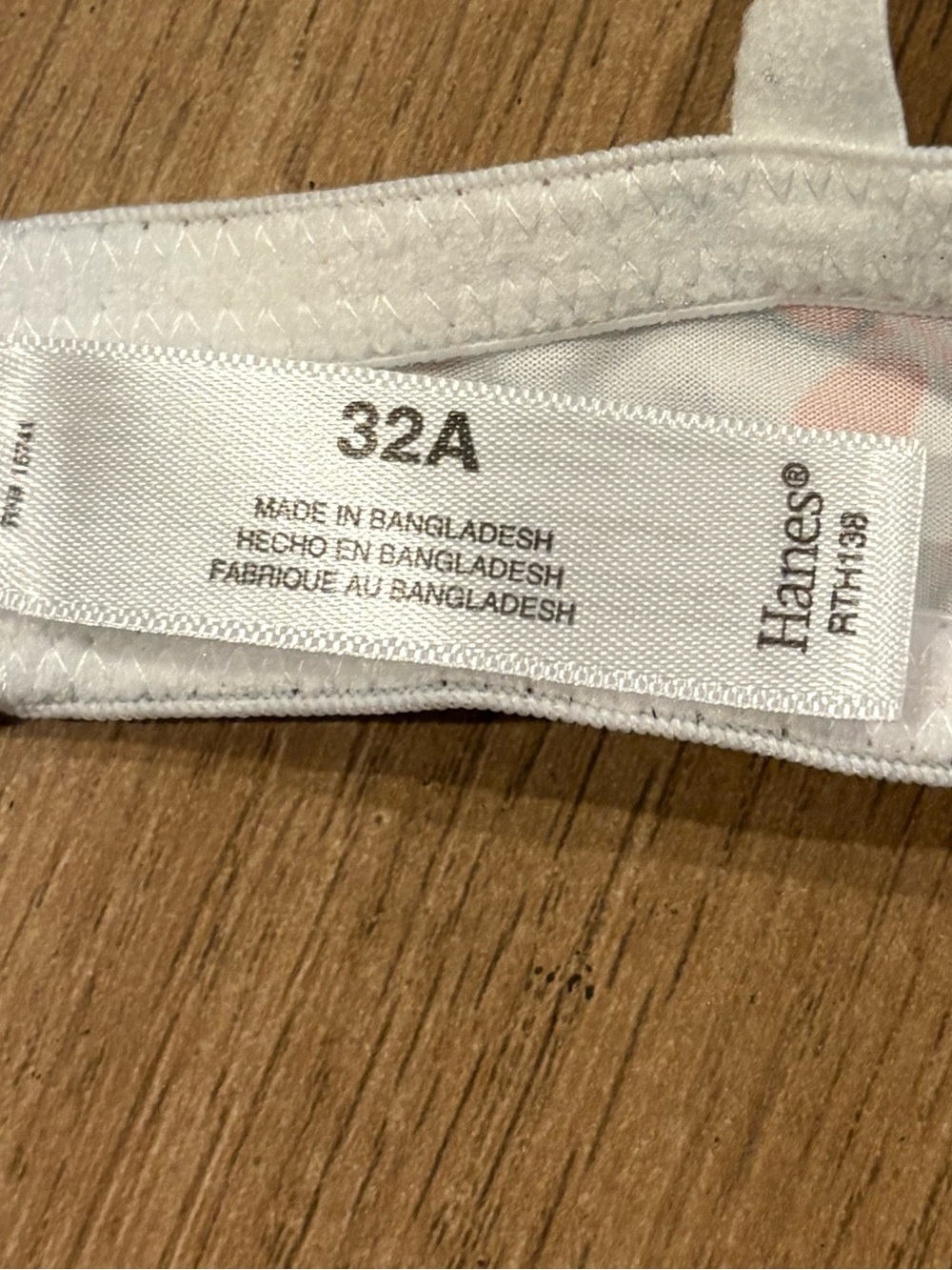 Hanes Bra Size 32A - Picture 6 of 7